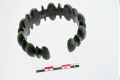 Foto von Bronzebuckelarmreif (NHMW-PRAE-024248)